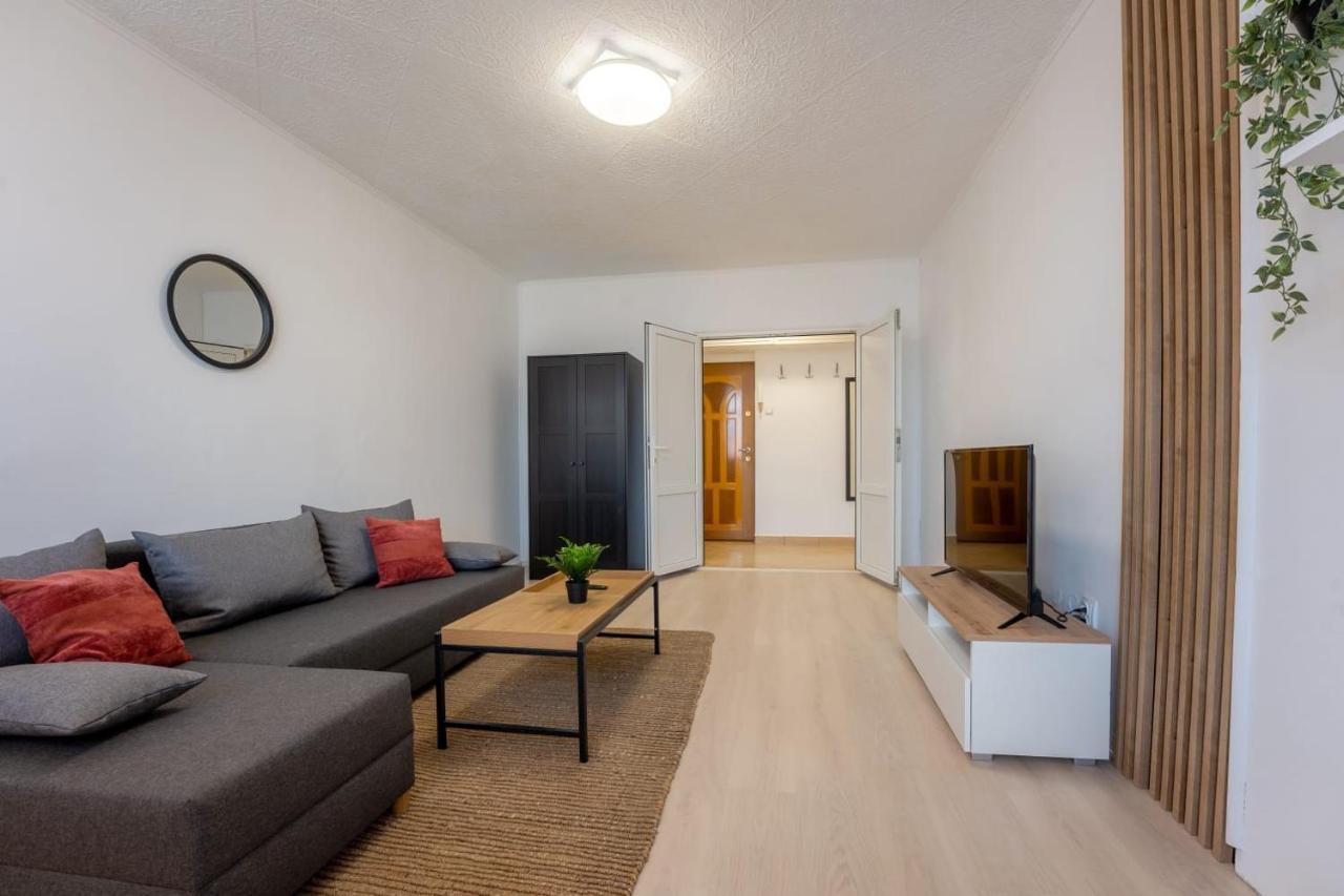 Nya Apartment Sighişoara Exteriör bild